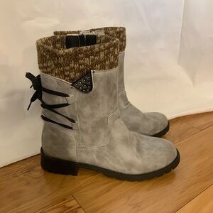 Faux leather sock top look lug sole boot 9
